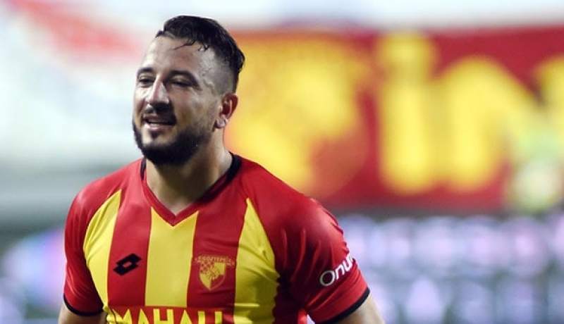 غيلاس مُهدد بالطرد من تركيا لسبب غريب !!