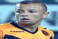 سانت ايتيان و ليل يدخلان السباق لضم الجزائري نبيل غيلاس