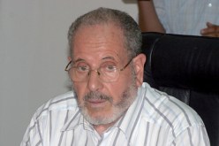 غلام الله يجمد منح الأئمة