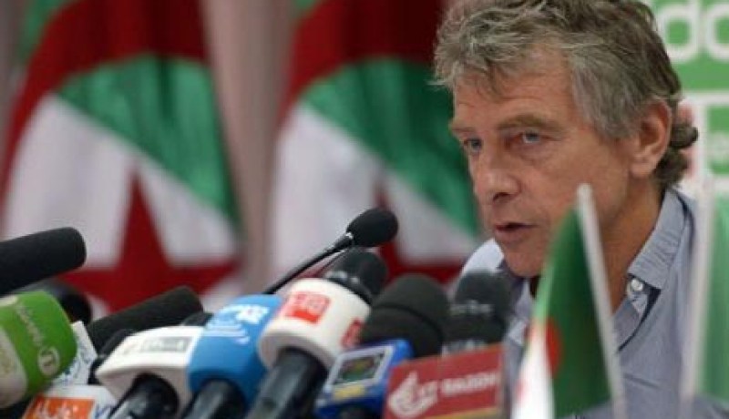 غوركوف يؤكد أن كل اللاعبين لديهم فرصة الظفر بمكانة أساسية في المنتخب