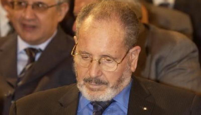 لا عـقـوبات على الأئمة الذين لا يحترمون النشيد الوطني