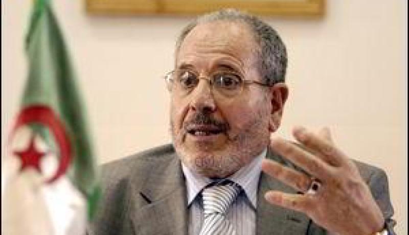 لم يتمالك أعصابه وخاطب النواب بـ سلاما.. سلاما