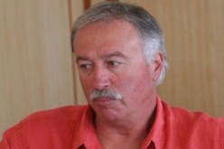 ‮''‬جـيـــرارد‮ ''‬تكبـــــّر‮'' ‬علـى بن شيخة‮.. ‬وروراوة رفــض التضحـية بالجنرال‮'' ‬