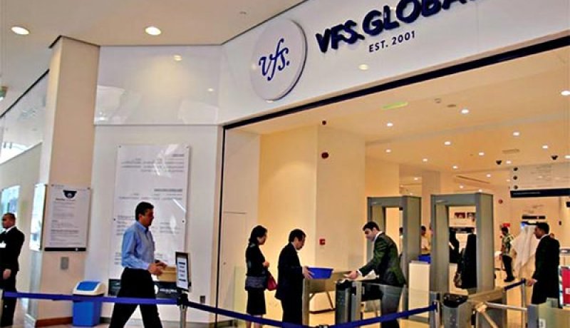 VFS تسهل عملية تجديد التأشيرة لطالبها وكل عائلته