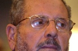 غلام الله يحذر من جماعات التنصير بالجزائر