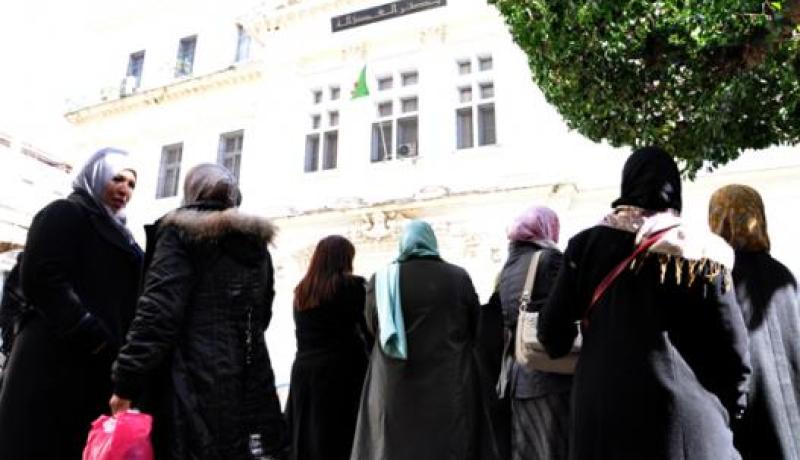  زيادات بين 0051 و 0005 دينار لمستخدمي أمانات الضبط