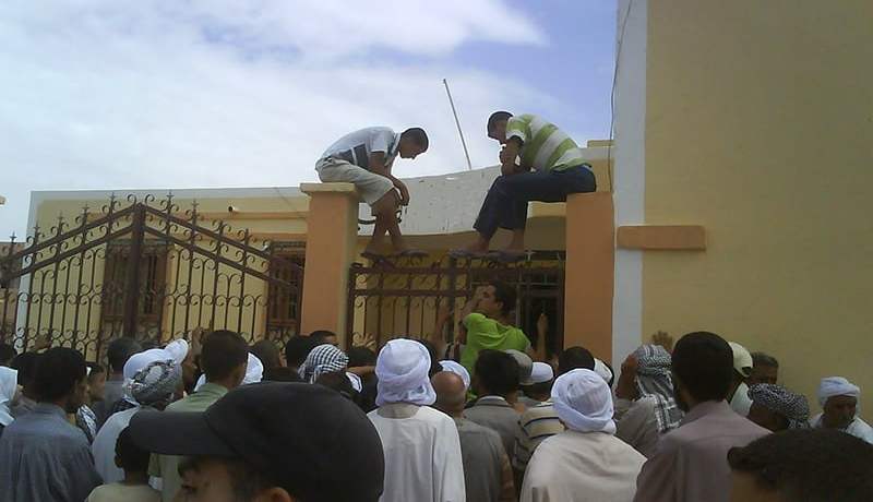 مستفيدون من 250 سكن ترقوي مدعّم يحتجّون أمام مقر ولاية غليزان