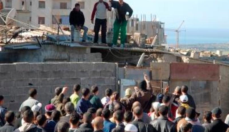 احتجاجات شعبية بسبب عجز السلطات عن مواجهة مخلفات الاضطرابات الجوية