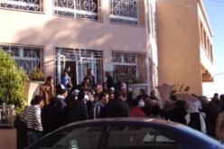 ـ//  25 عامل مصري يحتجون يطالبون بالرجوع إلى أرض الوطن