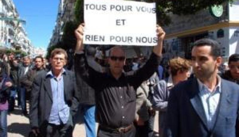 نقابات التربية ترفض زيادات 25  من المائة والتلاميذ يواجهون مستقبلا مجهولا