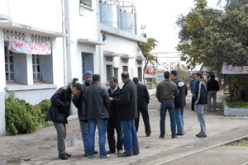 استحداث مناصب وهمية وتزوير وانتحال هوية العمال لسحب مبالغ الضمان:عمال مطرودون يطالبون بالتحقيق في قاعدة إنفراير بمعسكر