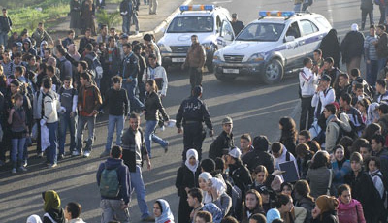 وزارة التربية تتحرك عمليا للتجاوب مع انشغالات التلاميذ وأوليائهم