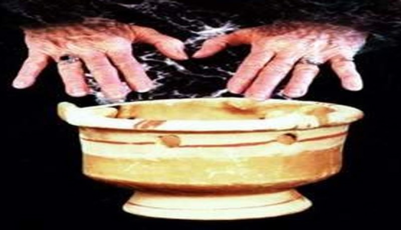 حراڤ ‬إفريقي‮ ‬يمارس السحر والشعوذة الإسرائيلية‮ ‬ينصب على الجزائريين