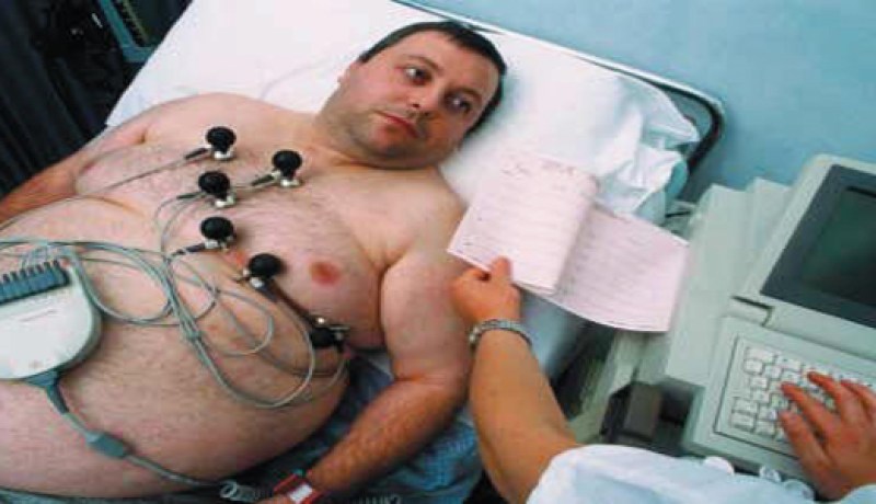 المعاناة من السمنة تزيد من حدة الشعور بالألم