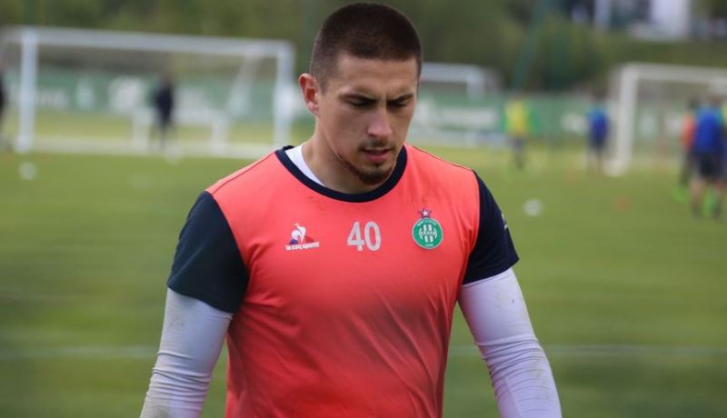 حارس جزائري أمام فُرصة العمر مع “سانت إيتيان”