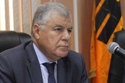 الجزائر تبحث مصير اتفاق خفض إنتاج النفط في روسيا