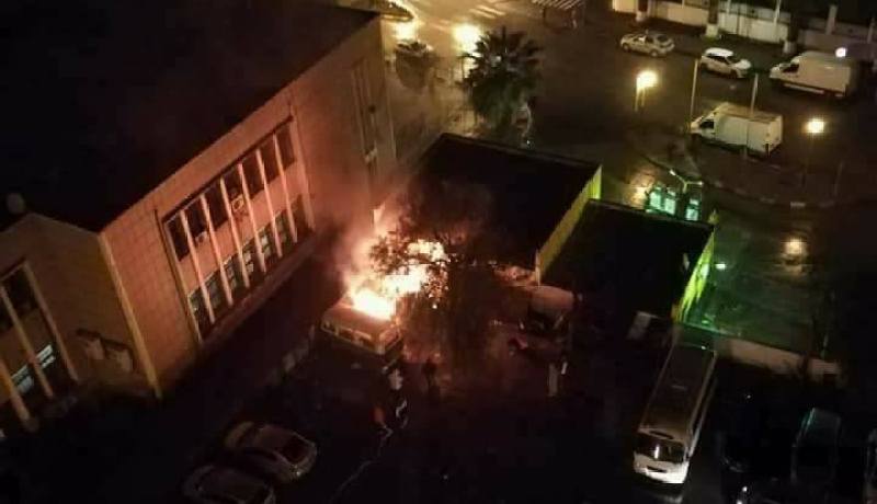 حريق مهول أمام محطة بنزين بحسين داي في العاصمة