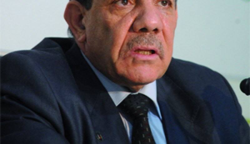 المترشح تواتي يدعو من تيارت الى إعادة الإعتبار لمهنة الفلاح