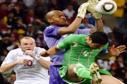 أطــــراف لـم تـهـضـم تـألـق مـبــولحــي أمـــام الإنـجـلـيــــز