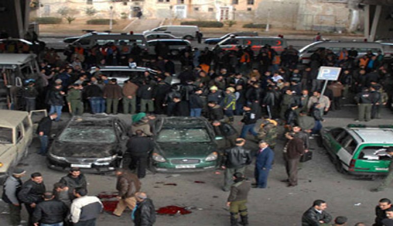 قتلى وجرحى في إطلاق قذيفة صاروخية على حافلة في ريف دمشق