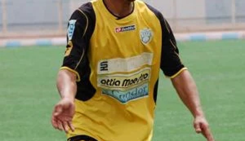 حشود تلقي تسبيقا ويغادر نهائيا الي وفاق سطيف