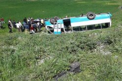انقـلاب حافلـة للنقـل المدرسـي يخلّـف 13 مصابـا في البرج