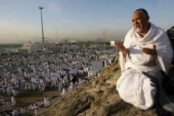 وكالات سياحية تنظم رحلات عمرة بالتقسيط