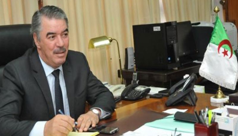 حجار ينشر أسماء المقبولين في المدارس العليا عبر الإنترنيت