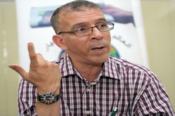 ''المراركة يعرّون اليتيمـــة… و 100ألف دولار لبث مبــــــاراة على الأرضيــــــة فقط''؟