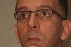 حفيظ دراجي يثني على سعدان ويساند روراوة