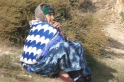 النهار” أول صحيفة في بيت أم الشهداء الثلاث