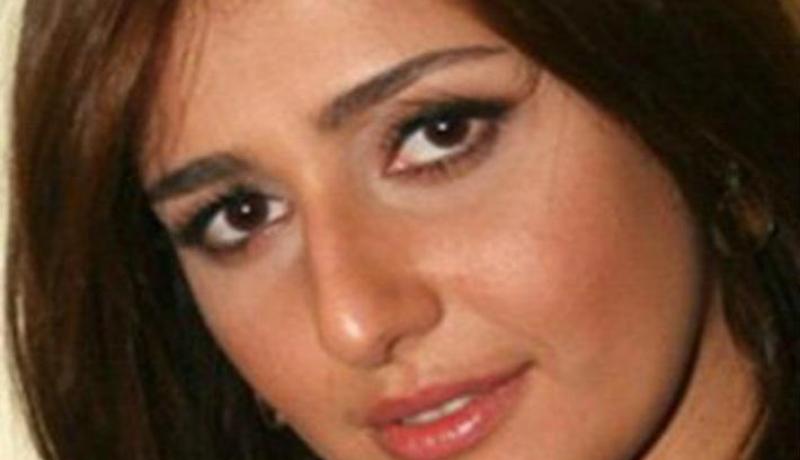 بالصور ..أول جلسة تصوير لحلا شيحة بعد خلعها للحجاب