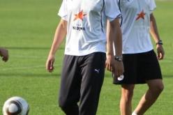 جـوزي بـــيــريـرا ''المدير الفني لبنفيكا'': ''كل الأمور سُويت وننتظر قرار حليش لـتــــرسيــم العقد''