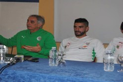 “شاوشي لم يضمن مكانته وليس الأحسن عالميا.. والجزائر ليست الفريق الكبير”