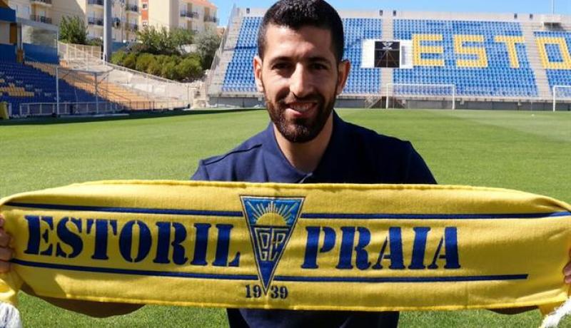 حليش يعود إلى أوروبا من بوابة إستوريل البرتغالي