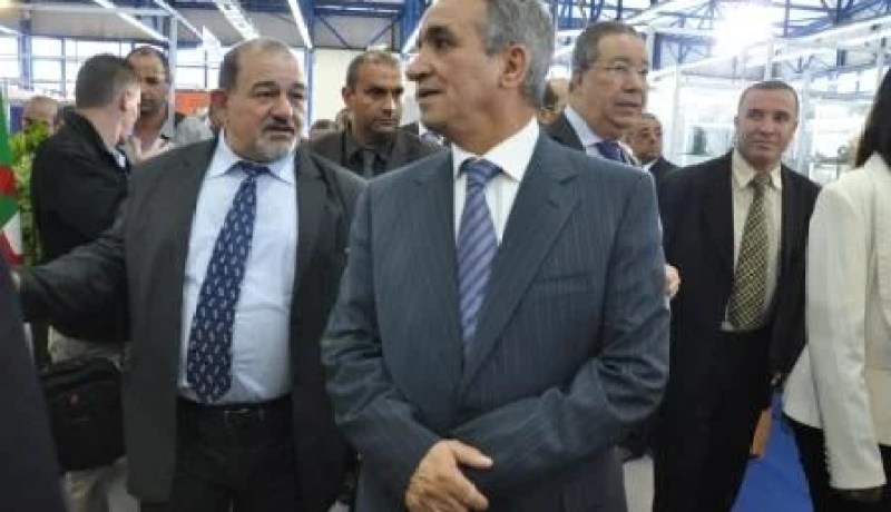 بن حمادي يعلن إطلاق خدمة الأنترنت عالي التدفق عبر الهاتف النقال