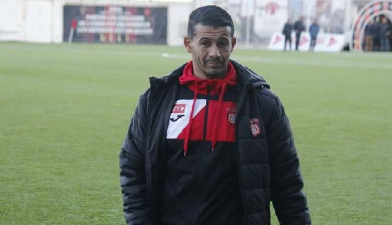 حمدي:”الفريق عانى نفسيا وبدنيا.. وسنحاول التحضير جيدا للقاء سطيف”