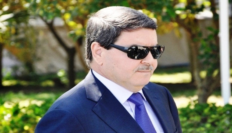 هامل‮ ‬يفاجئ الشرطة‮ ‬