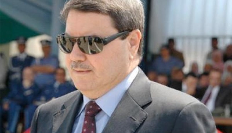 اللواء يستنجد ببيوت الله