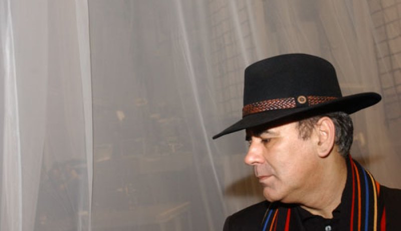 عولمي يخلف حمراوي على رأس التلفزة الجزائرية