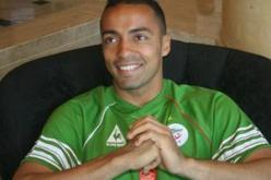 الرابطة الوطنية تعاقب حارس مولودية وهران بن حمو