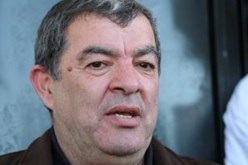 حناشي لا يبالي بما تقوله ''الفاف'' ويصّر على التمسك بأقواله