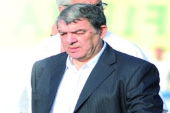 المنتخب الذي‮ ‬لا‮ ‬يغادر ‬لاعبوه الملاهي ‬لا‮ ‬يستحق تمثيل الجزائر‮