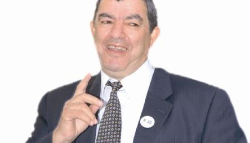 حناشي يطالب لانغ بالمراتب الأولى قبل نهاية مرحلة الذهاب
