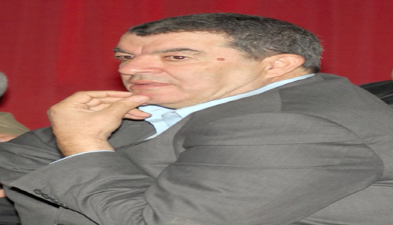 حناشي يقيل إيغيل من منصبه والأنصار يندّدون