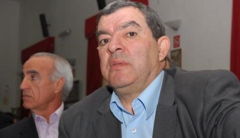 حناشي يخرج من عزلته