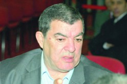 كاروف يقترب من العودة إلى شبـيبة القبائل وبلحوت لا يحقق الإجماع