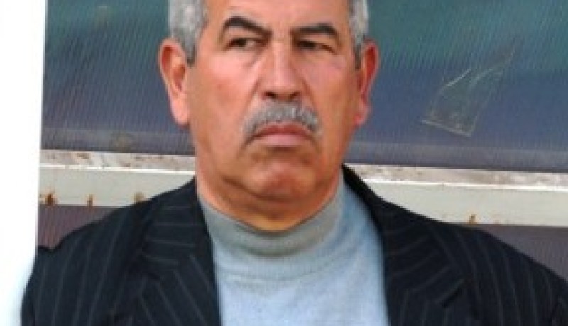 يحبها ويحب اللي يحبها