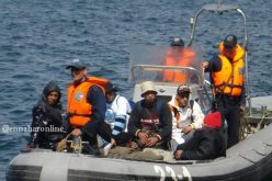القبض على 32 حراڨا بينهم إمرأة وقُصر في عنابة