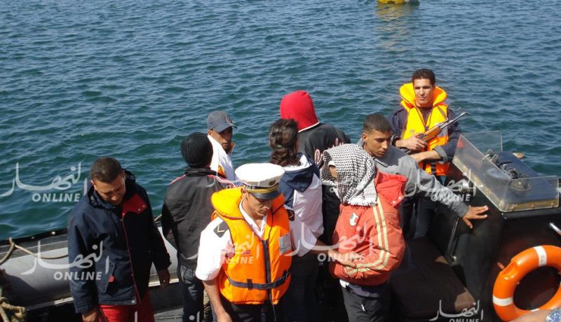 حراڨ  يهدد بالإنتحار حرقا ورمي ابنه الرضيع بالبحر بوهران